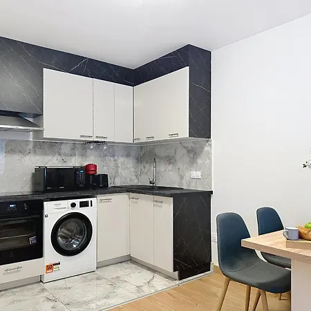 Sky Apartment- Paris - Blanc Mesnil 公寓 *